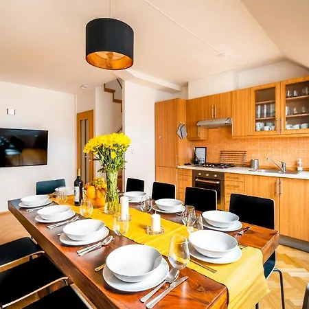 Klimentska Cartoon Apartment Prag